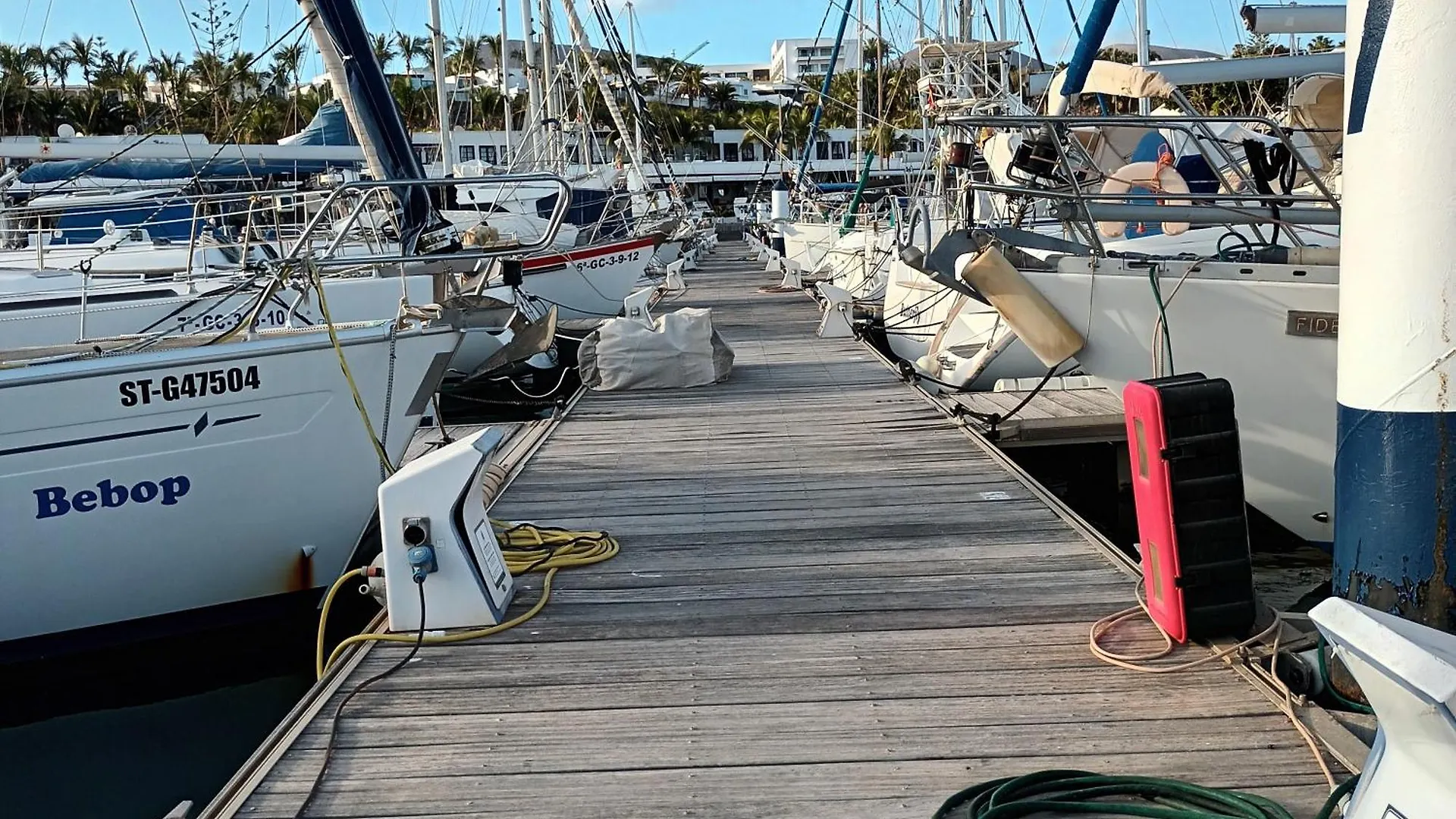 Spirit Of Shackleton Yacht Hotel Puerto Calero